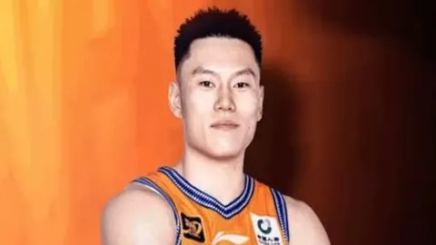 二月初盛大启幕！5日激战连胜，万隆能否逆袭翻盘，一雪前耻？